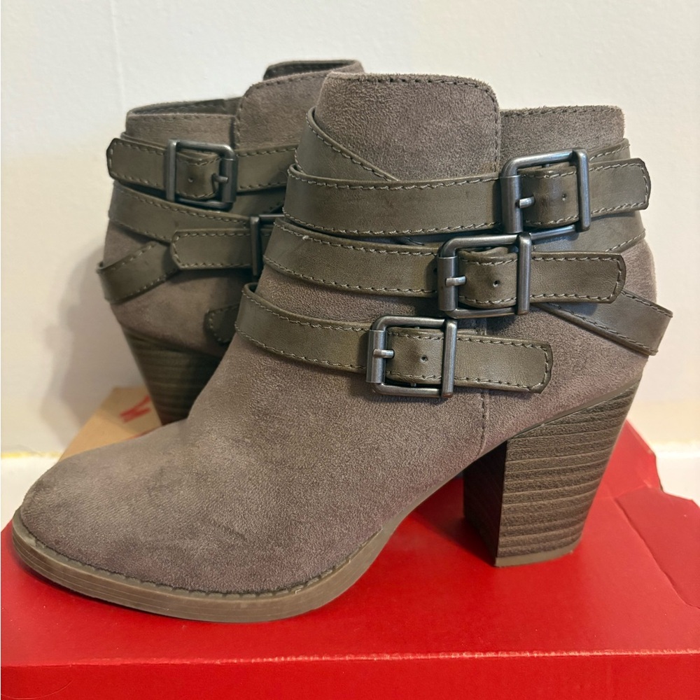 Women's Suede Ankle Boots with Buckle Straps